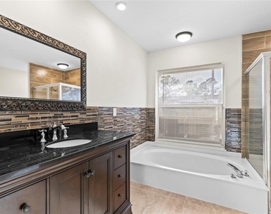 2141 Sw Bayshore Boulevard - Photo Thumbnail 26