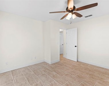 2141 Sw Bayshore Boulevard - Photo Thumbnail 22