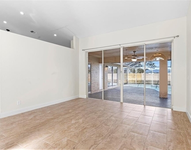2141 Sw Bayshore Boulevard - Photo Thumbnail 9