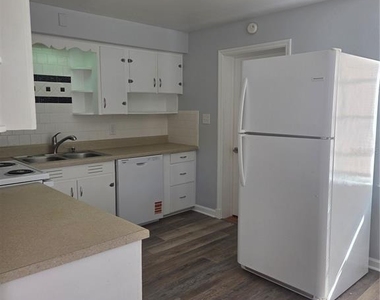 101 E Atwater Avenue - Photo Thumbnail 14