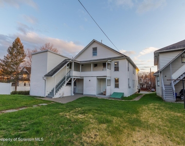 623 E Elm Street - Photo Thumbnail 13