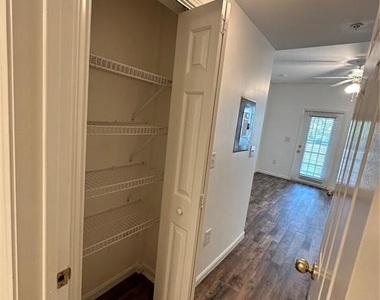729 Celebration Avenue - Photo Thumbnail 13