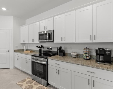 1638 Saddlewood Circle - Photo Thumbnail 12