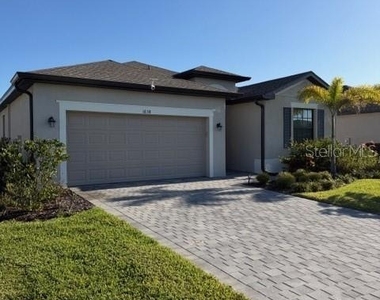 1638 Saddlewood Circle - Photo Thumbnail 2