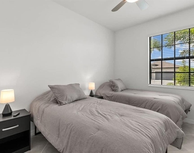 1638 Saddlewood Circle - Photo Thumbnail 23