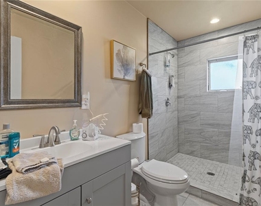 4020 Palm Drive - Photo Thumbnail 12