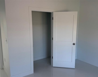 82 Kenly Street - Photo Thumbnail 5