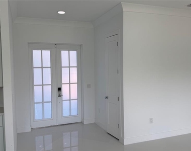 82 Kenly Street - Photo Thumbnail 6