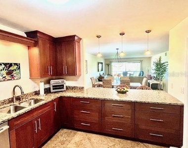 5757 Gulf Of Mexico Drive - Photo Thumbnail 6
