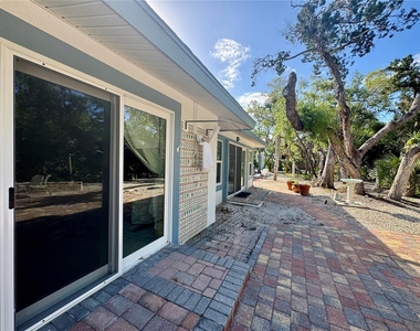7372 Melaleuca Way - Photo Thumbnail 26