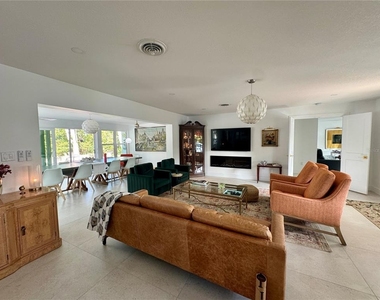 7372 Melaleuca Way - Photo Thumbnail 54