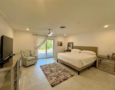 7372 Melaleuca Way - Photo Thumbnail 13