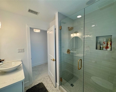 7372 Melaleuca Way - Photo Thumbnail 22