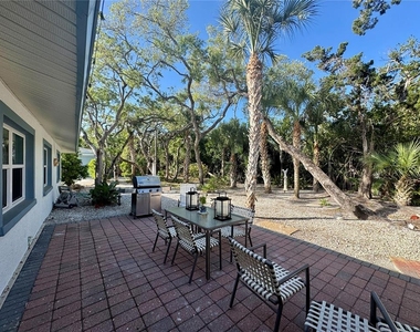 7372 Melaleuca Way - Photo Thumbnail 45