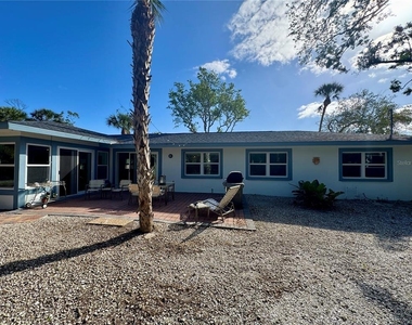 7372 Melaleuca Way - Photo Thumbnail 30