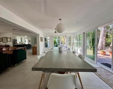 7372 Melaleuca Way - Photo Thumbnail 39