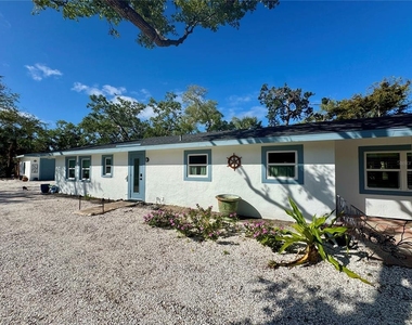 7372 Melaleuca Way - Photo Thumbnail 1