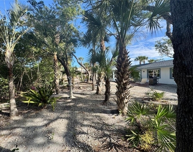 7372 Melaleuca Way - Photo Thumbnail 40