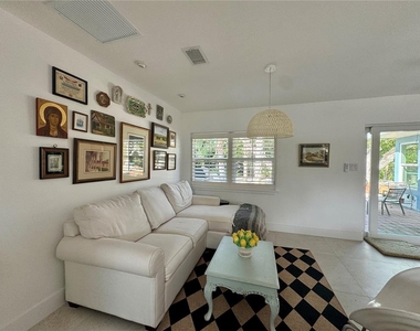 7372 Melaleuca Way - Photo Thumbnail 47