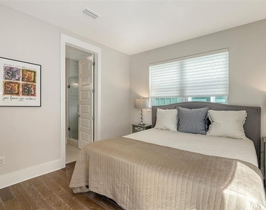 512 Laurel Park Drive - Photo Thumbnail 21