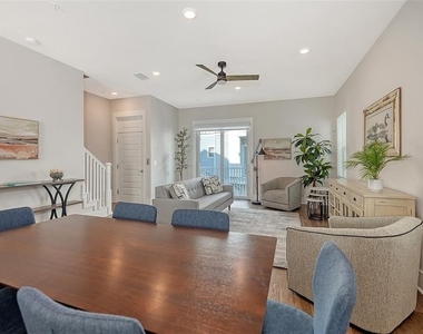 512 Laurel Park Drive - Photo Thumbnail 7