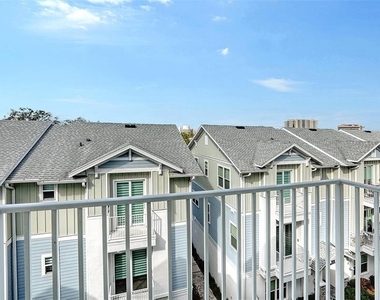 512 Laurel Park Drive - Photo Thumbnail 32