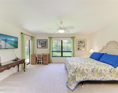 3946 Wilshire Circle E - Photo Thumbnail 18
