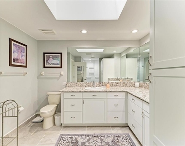 3946 Wilshire Circle E - Photo Thumbnail 25
