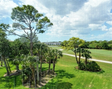 9610 Club South Circle - Photo Thumbnail 5
