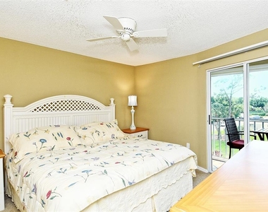 9610 Club South Circle - Photo Thumbnail 17