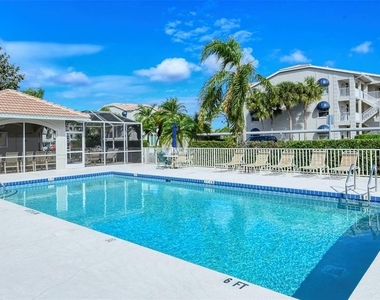 9610 Club South Circle - Photo Thumbnail 34