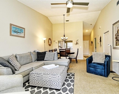9610 Club South Circle - Photo Thumbnail 7