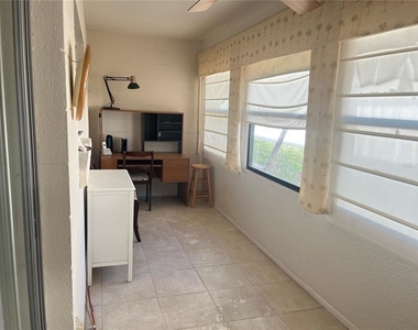 655 Park Circle - Photo Thumbnail 13