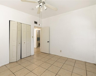 2615 9th Ave. Drive E. - Photo Thumbnail 10