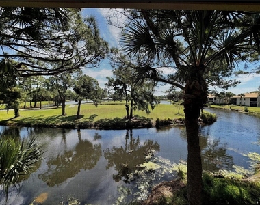 4644 Weybridge - Photo Thumbnail 29