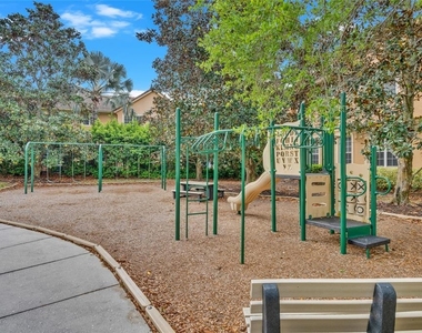 8204 Villa Grande Court - Photo Thumbnail 65