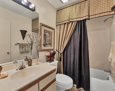 7794 Eagle Creek Drive - Photo Thumbnail 21