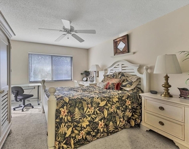 7794 Eagle Creek Drive - Photo Thumbnail 15