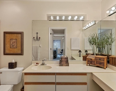 7794 Eagle Creek Drive - Photo Thumbnail 17