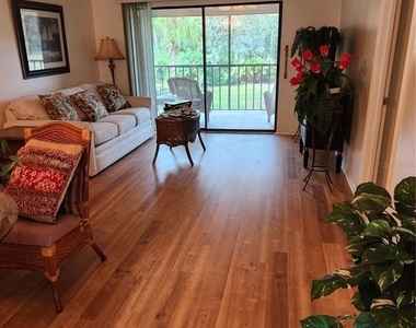 7794 Eagle Creek Drive - Photo Thumbnail 10
