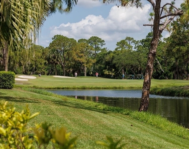 4440 Weybridge - Photo Thumbnail 1