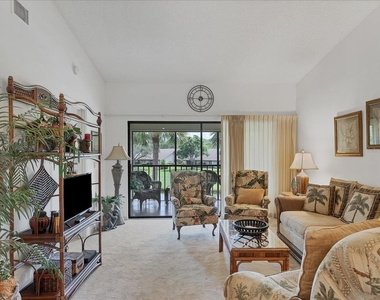 4440 Weybridge - Photo Thumbnail 6