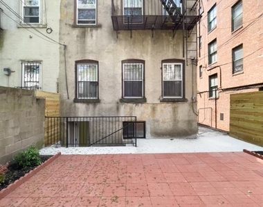 115 Carlton Avenue - Photo Thumbnail 9