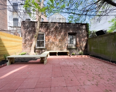 115 Carlton Avenue - Photo Thumbnail 10
