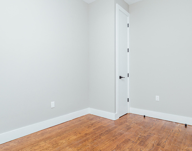 104 Central Avenue - Photo Thumbnail 5