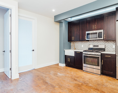 104 Central Avenue - Photo Thumbnail 13