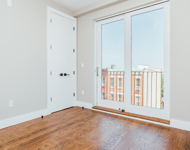 104 Central Avenue - Photo Thumbnail 9