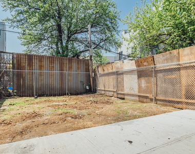 104 Central Avenue - Photo Thumbnail 12
