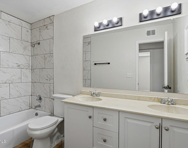 7129 Orizaba Avenue - Photo Thumbnail 18