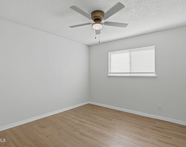 7129 Orizaba Avenue - Photo Thumbnail 16